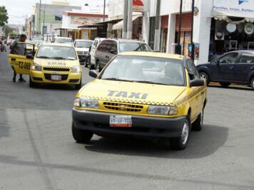 Refuerzan programa de taxi