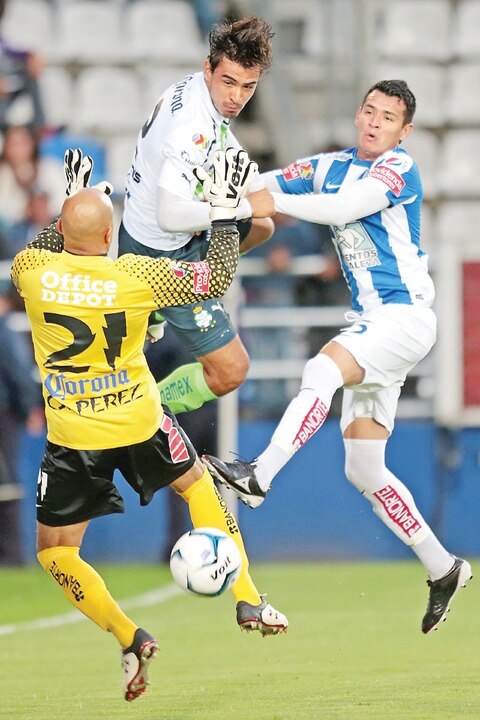 El Santos evita que Meza gane en Pachuca
