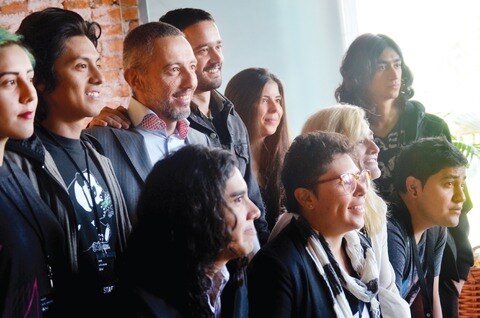 Expresan su arte en muros