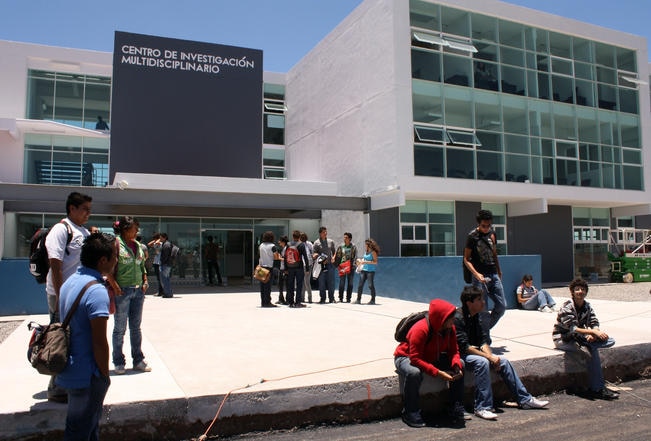 Directivo de la UAQ señaló que hay muchas empresas transnacionales que tienen gran interés por la manufactura y el talento queretano. FOTO: ARCHIVO