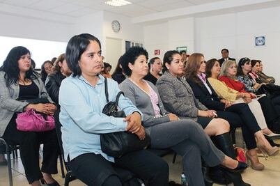 Frente capacita a candidatas