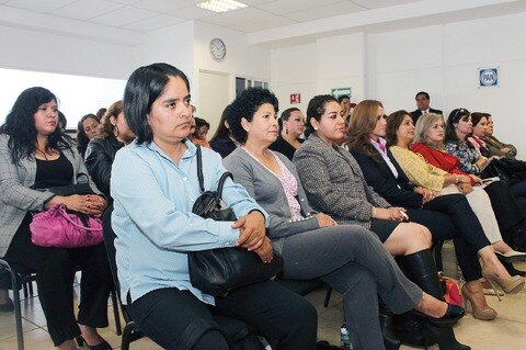 Frente capacita a candidatas