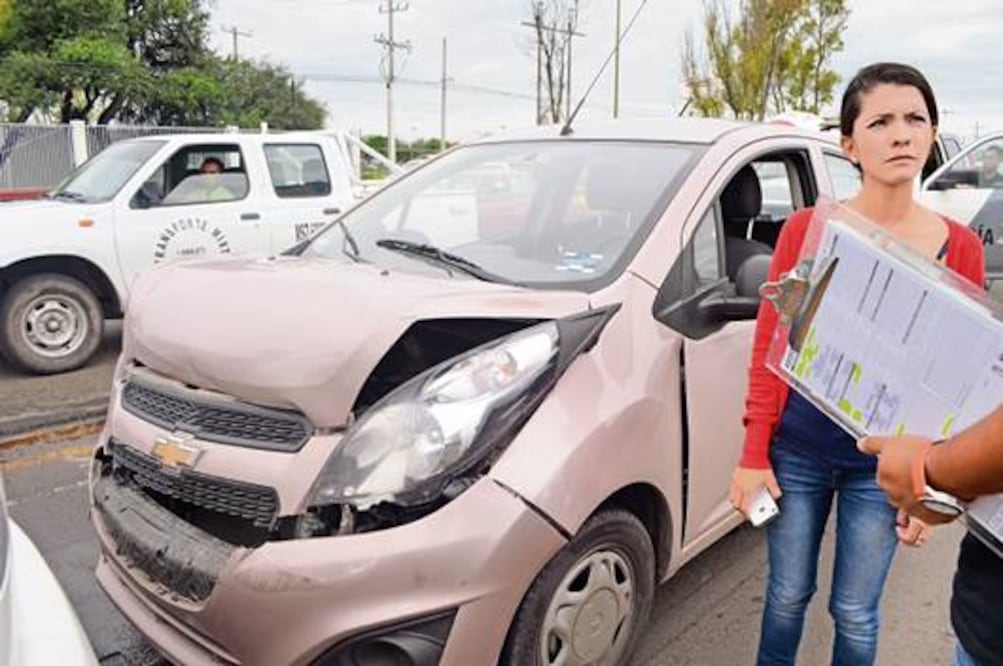 Bolsa de basura provoca carambola