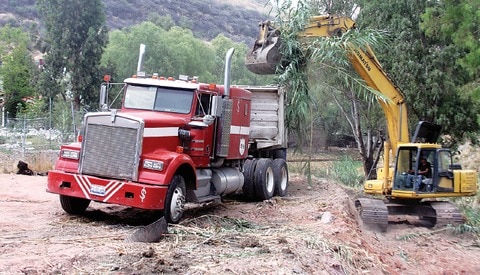 Sanean  río en zona de El Marqués