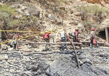 Indemnizarán a familia de minero que falleció