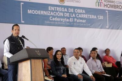 FDS entrega vialidades en comunidades de Cadereyta 