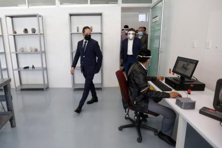 UTEQ estrena Centro de Investigación, Posgrado y Emprendimiento Tecnológico 