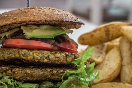 Hamburguesas “a dos de tres caídas”