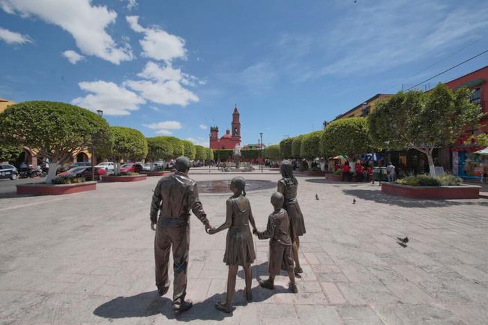 El edil Guillermo Vega señala que el municipio no puede saldar todo el adeudo, por lo que privilegia a prestadores de bienes y servicios. (RICARDO LUGO. EL UNIVERSAL)