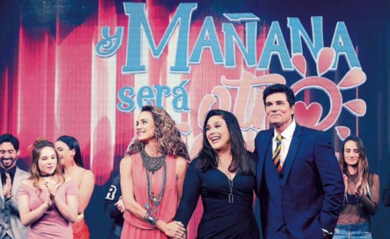 Angélica Vale, feliz a sus 40