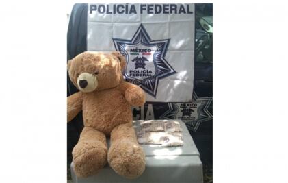 Aseguran en Jalisco a oso de peluche; contenía 200 mil pesos en su interior