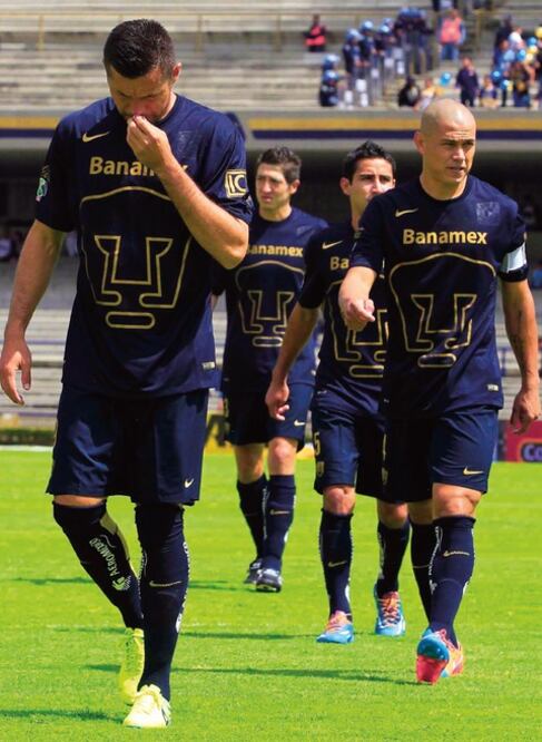 Pumas deja ir la victoria, otra vez
