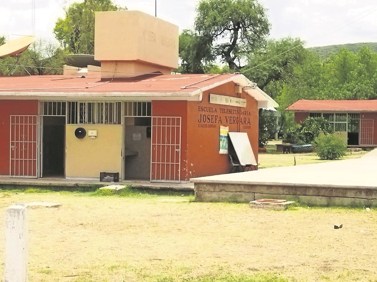 Lo que sabemos del caso del menor quemado con alcohol en telesecundaria de Querétaro