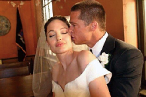 Pitt y Jolie ya son marido y mujer