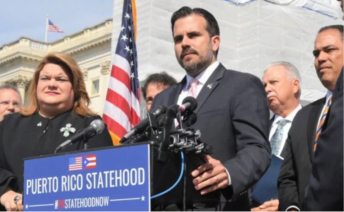 El gobernador de Puerto Rico, Ricardo Rosselló, durante un mitin en la Casa Blanca (Foto: @ricardorossello/ Twitter)