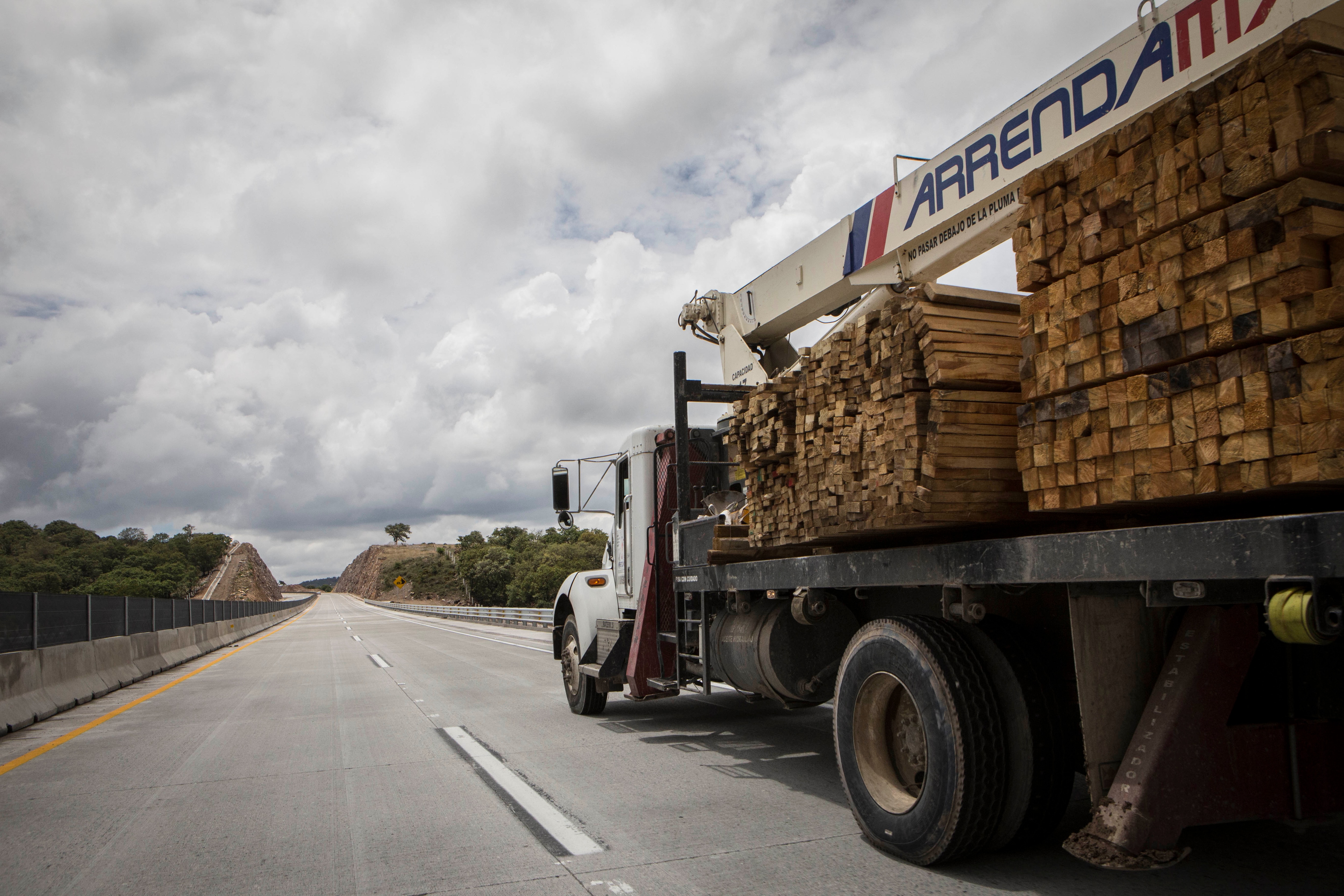 ‘Alto costo impide usar la carretera”