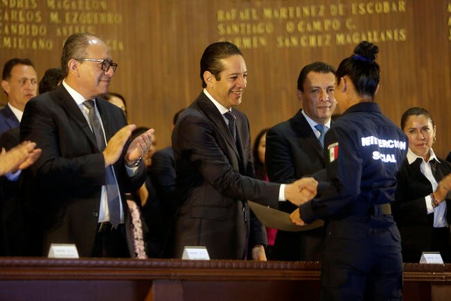 FDS: Certificado 99% de personal policiaco