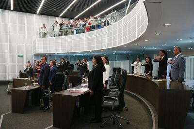 Buscan que votación en Congreso sea electrónica