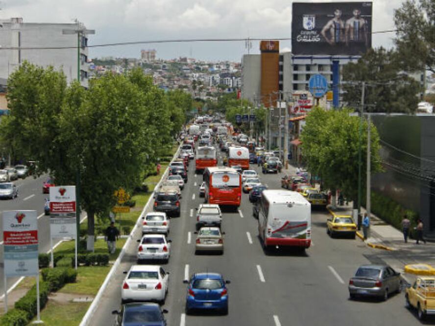 En Constituyentes primer carril confinado
