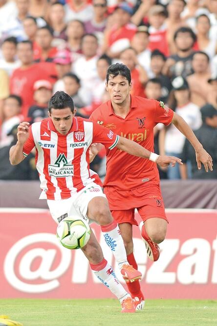 Neza, a mantener sueño de Gallos