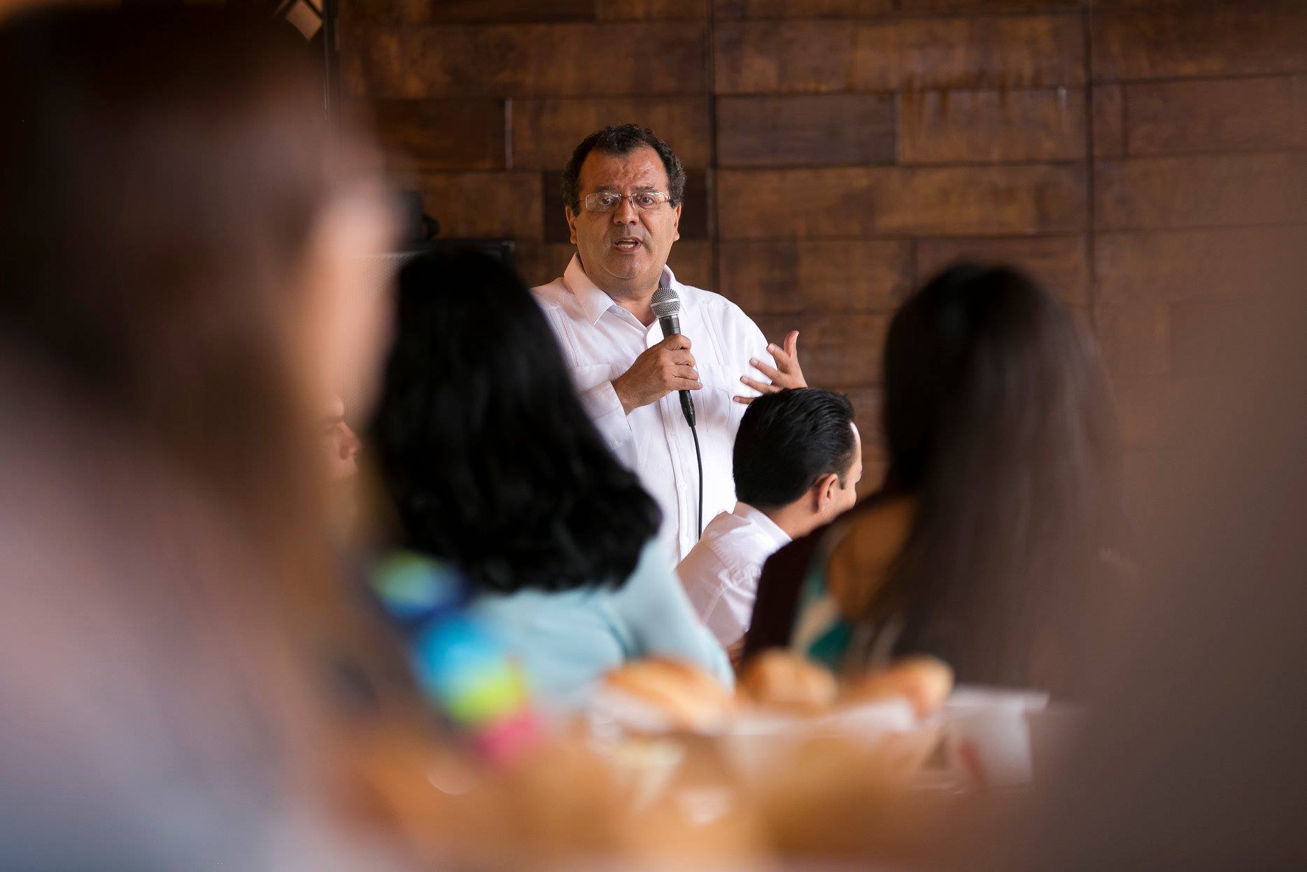 "Se debe firmar convenio con el Insabi": Gilberto Herrera