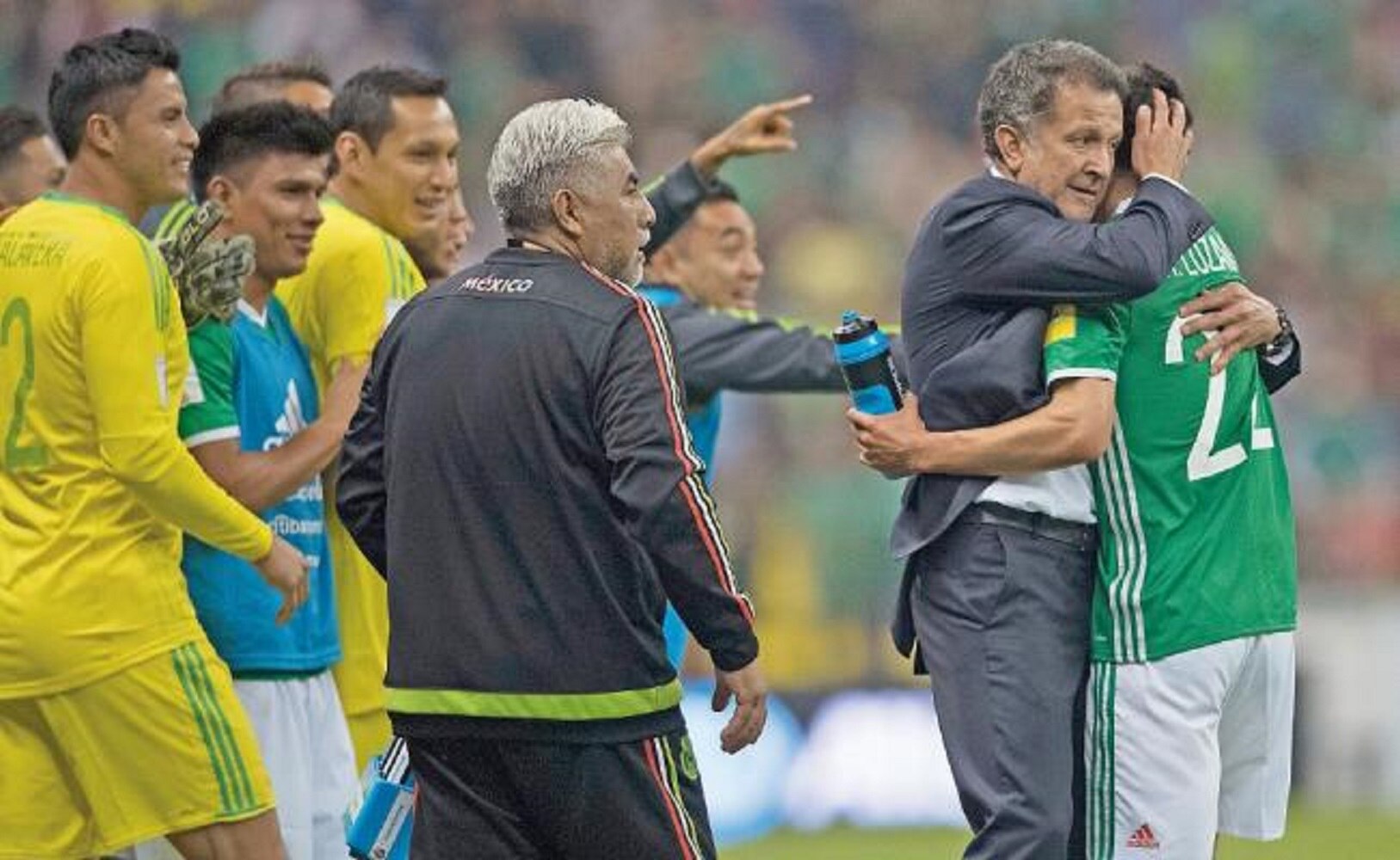 Hirving Lozano fue de las piezas clave para Osorio.