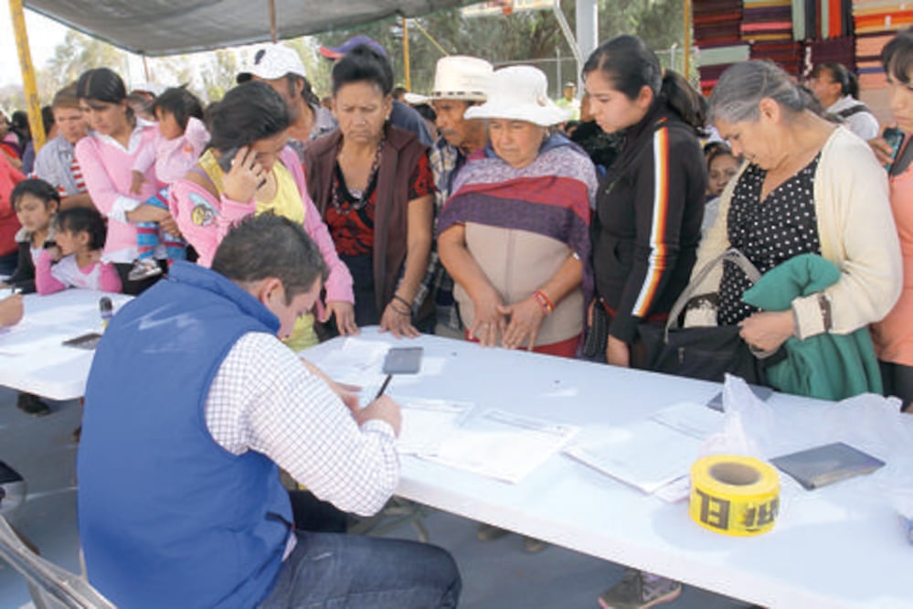Entrega DIF apoyo asistencial en SJR