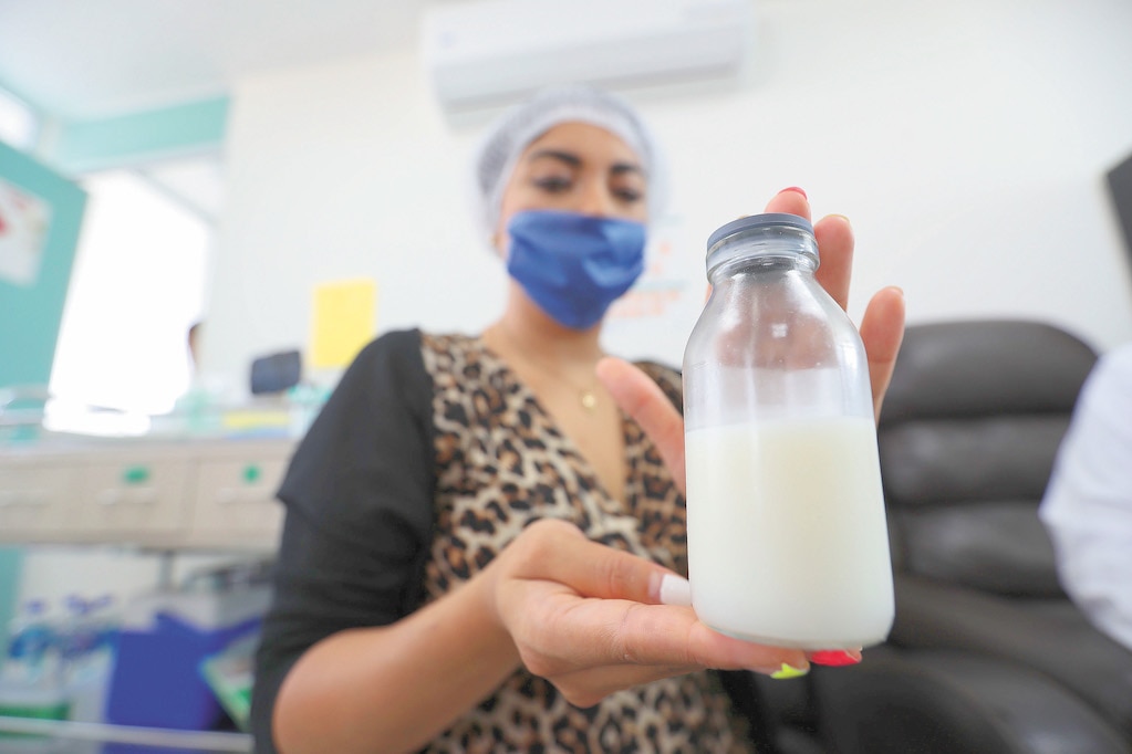 Más de 900 mujeres donaron leche materna en Querétaro