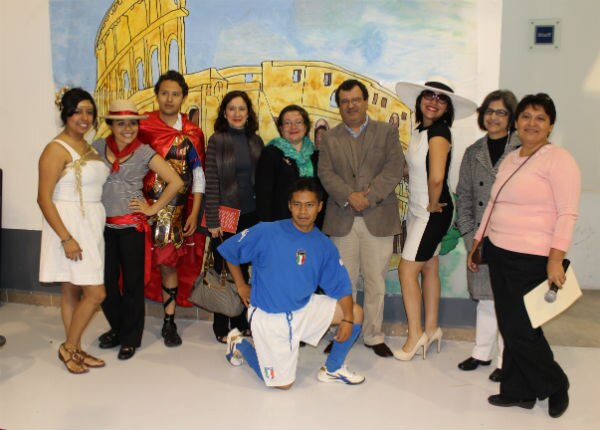 Inicia semana cultural en la UAQ