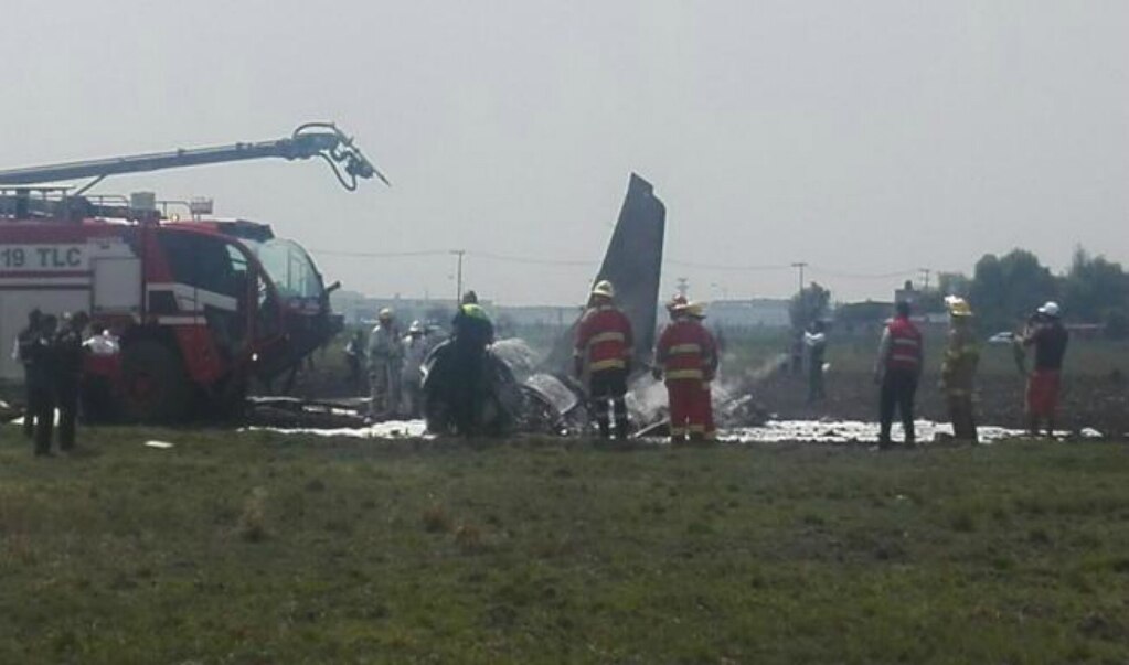 Accidente de Learjet deja un muerto en Toluca