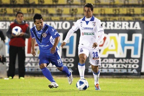 Gallos Blancos, fiel a su sistema