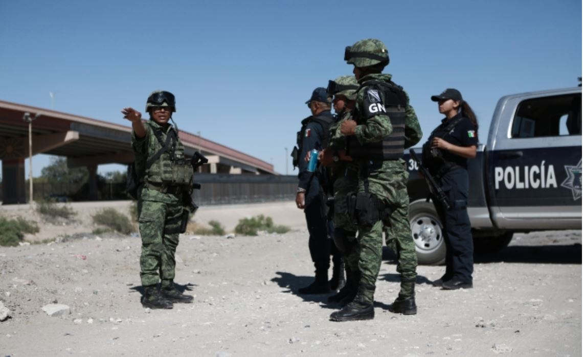 Despliegue militar total en fronteras norte y sur de México