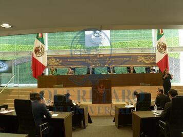 Morena llega con “sus misiles  y  petardos”