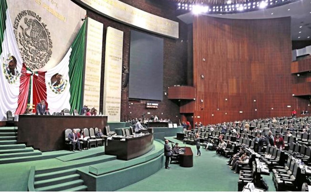 Diputados cierran legislatura con bono de 900 mil pesos