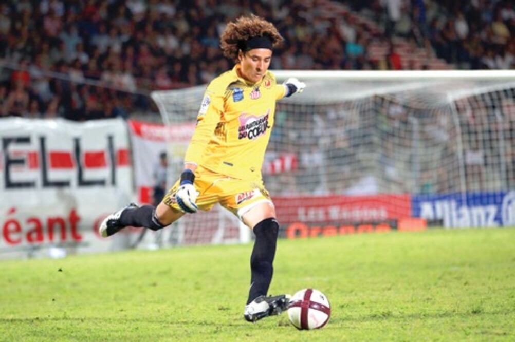 Ochoa se visualiza titular del Tricolor