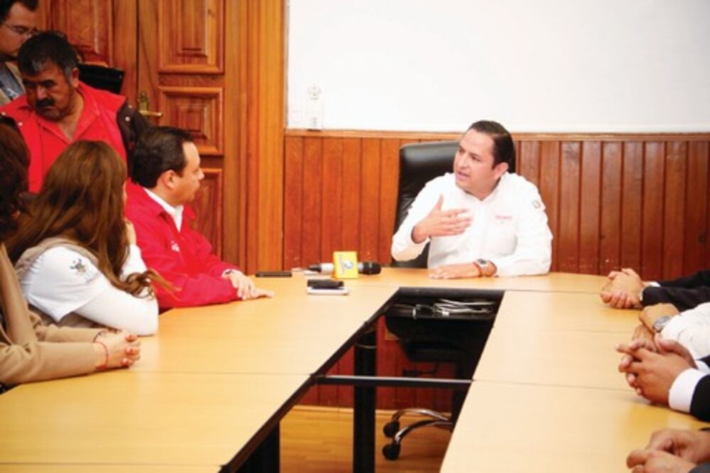 Solicita Pineda aumento al presupuesto