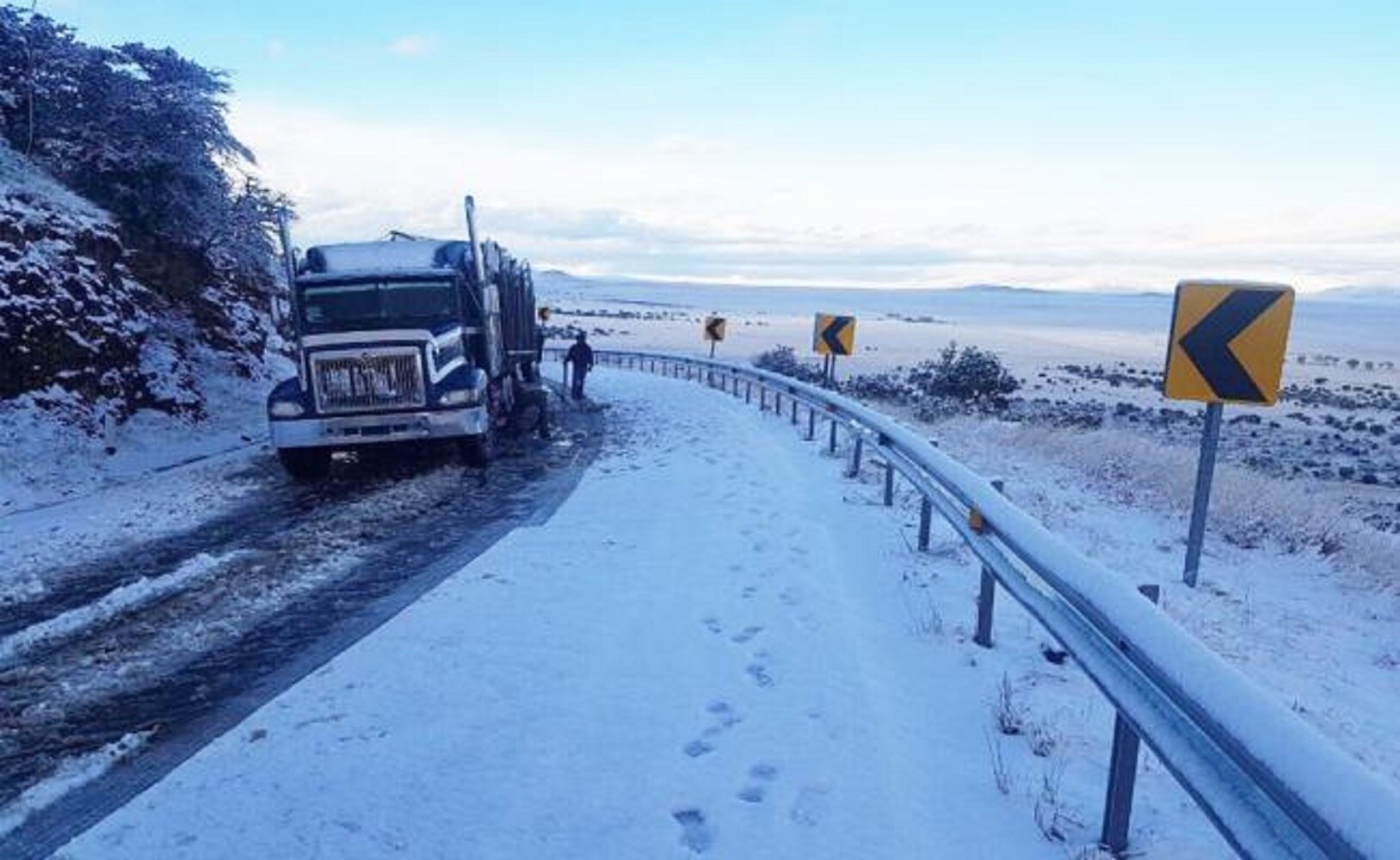 Nevadas y lluvias afectan a Sonora por tormenta invernal