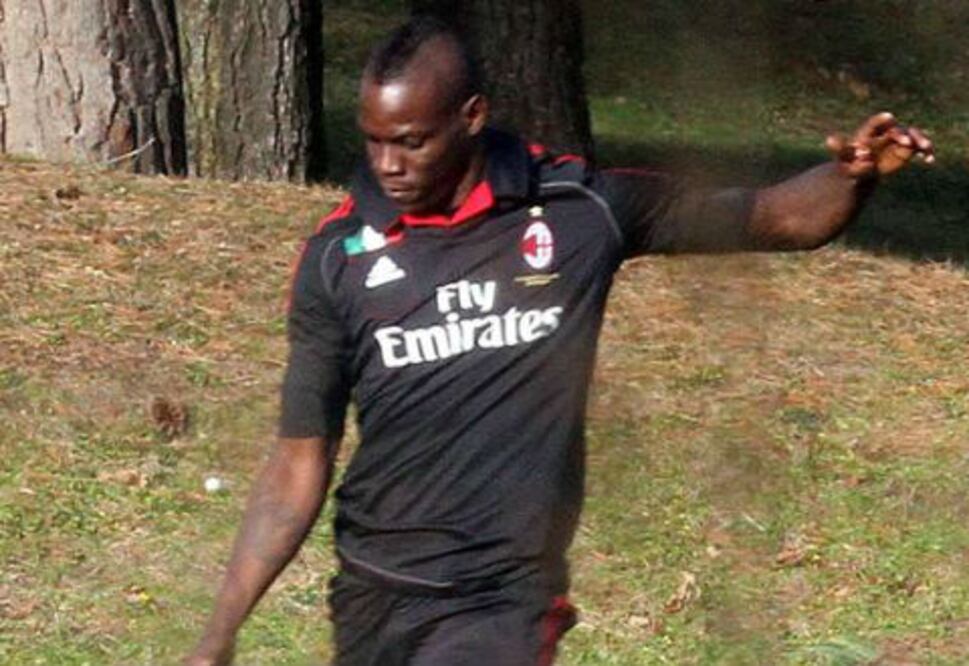 Acusan a Balotelli de vender droga