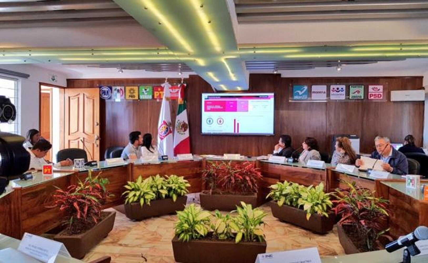 Detectan a 618 personas afiliadas indebidamente a partidos en Oaxaca