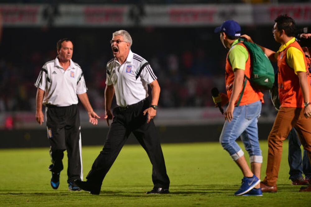 Ricardo Ferretti buscará que sus Tigres sorprendan en contragolpe (JAM MEDIA)