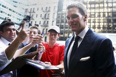 Brady habría salido bien librado 