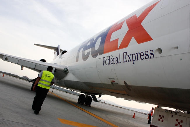 Aumentará FedEx su carga con cambio de avión