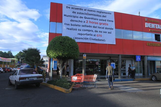 Escala conflicto por estacionamiento gratis
