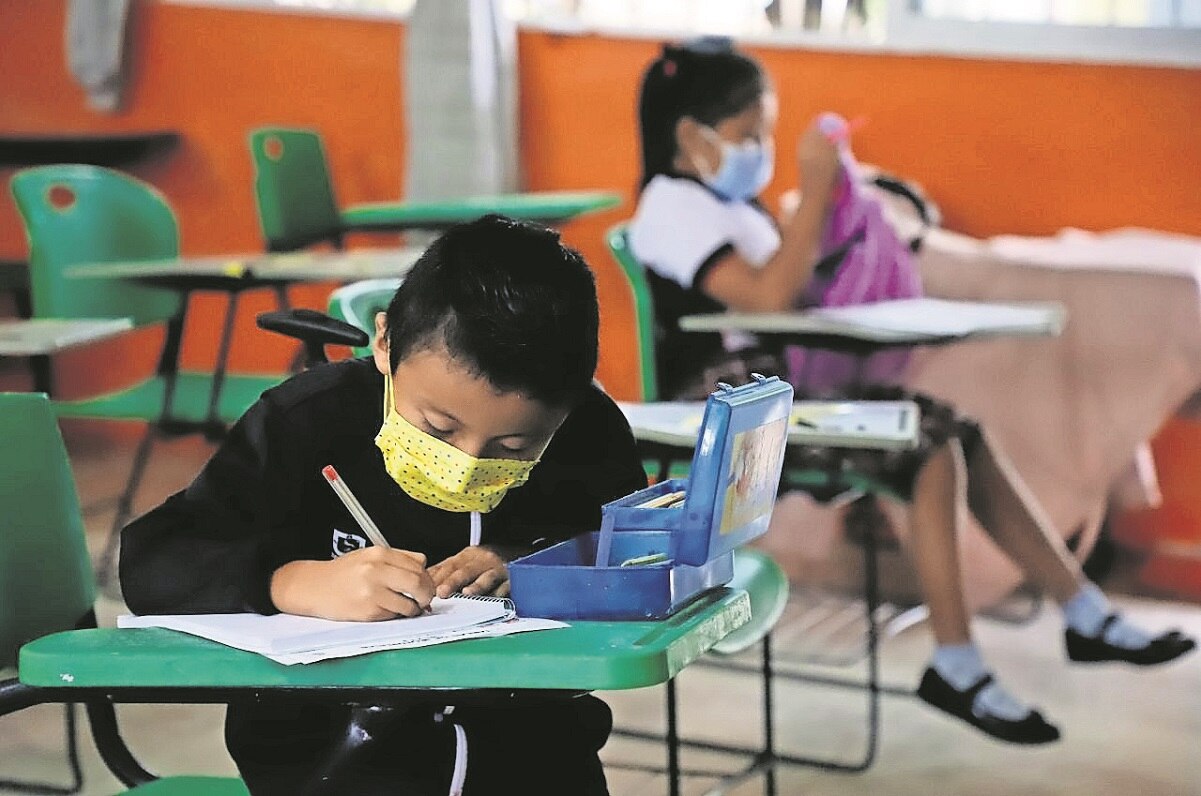 Si estás yendo en Querétaro a clases presenciales, podrás dormir media hora más