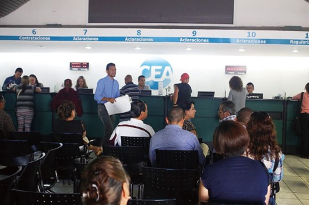 Acusan a director de la CEA en Corregidora por condicionar agua