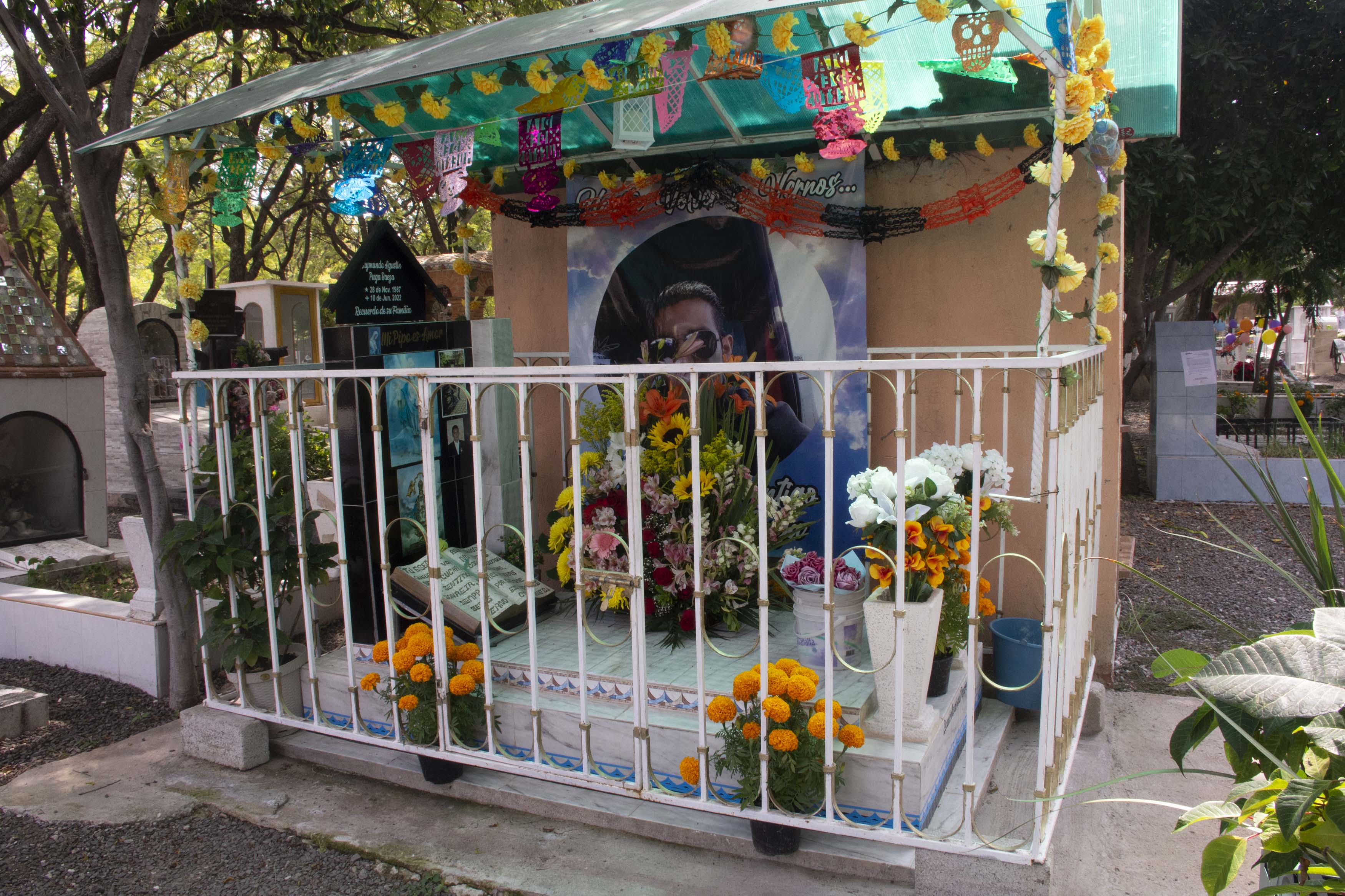 “La muerte es como una segunda vida”, dicen desde el panteón Cimatario 