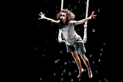 “Extraño Ser-Es”... para reírse de la vida