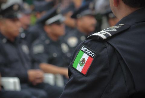 Policía Estatal detiene a tres sujetos armados