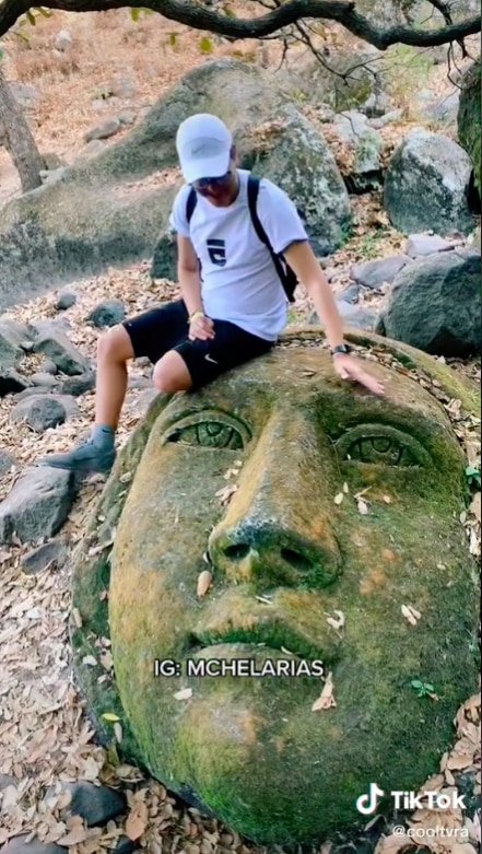 Viralizan las "Cabezas Misteriosas" de Querétaro; se localizan en medio de la nada, en Huimilpan
