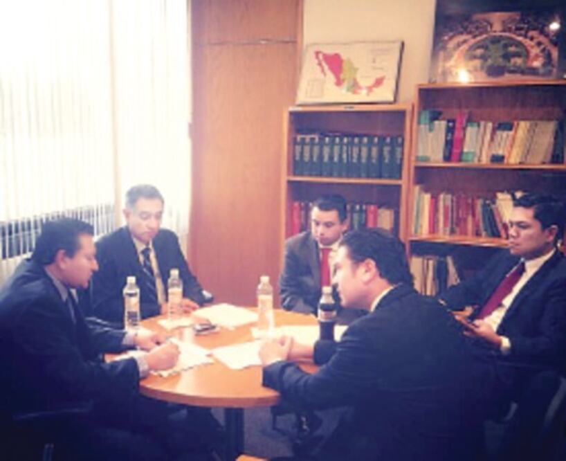 Astudillo recibe a consejeros del IEQ